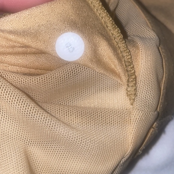 LULULEMON Deep Breath Seaside Dot Built In Shelf Bra Gym Workout Tank 8 - Picture 5 of 5